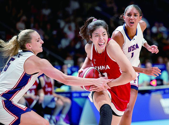 日本代表团, 新华社记者