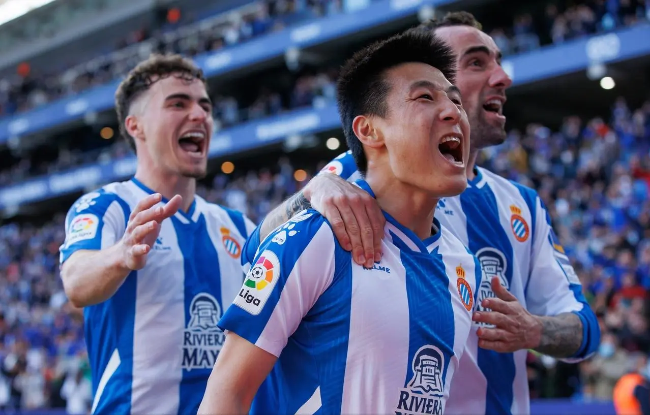 cn, 有许多出色, 盟球队