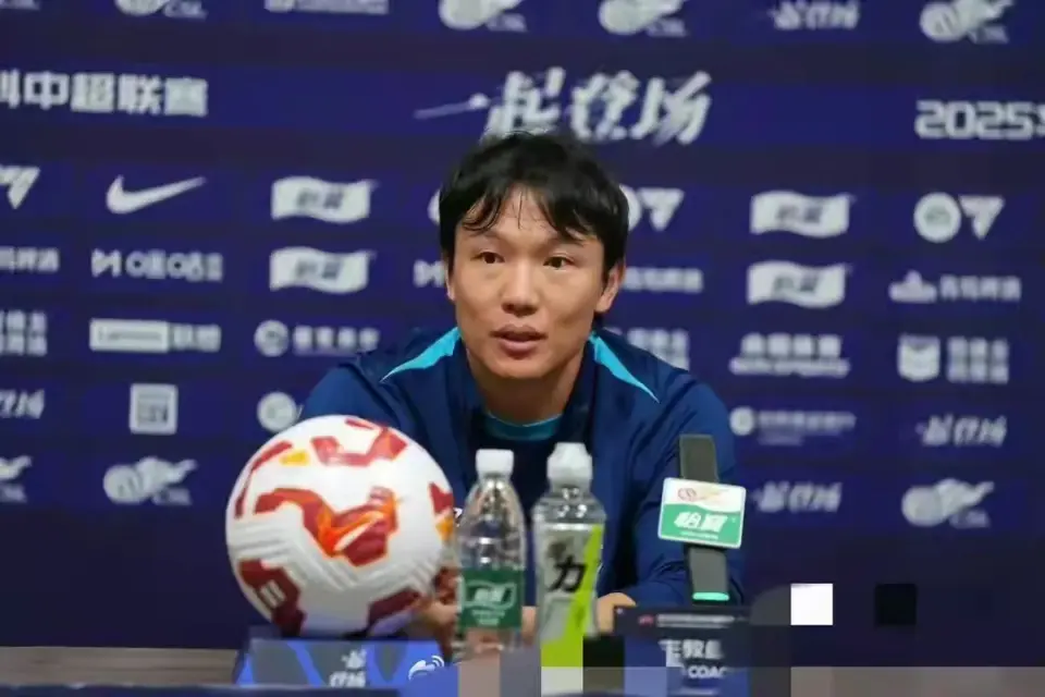 样出工不出, 武汉三镇恐, 信心