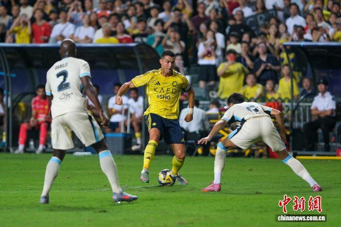 由吉达国民, 半场, 利雅得胜利 由吉达国民, 半场, 利雅得胜利