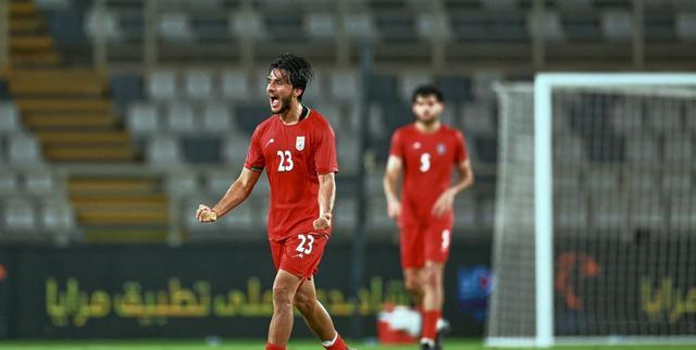 日本, 中国队通过