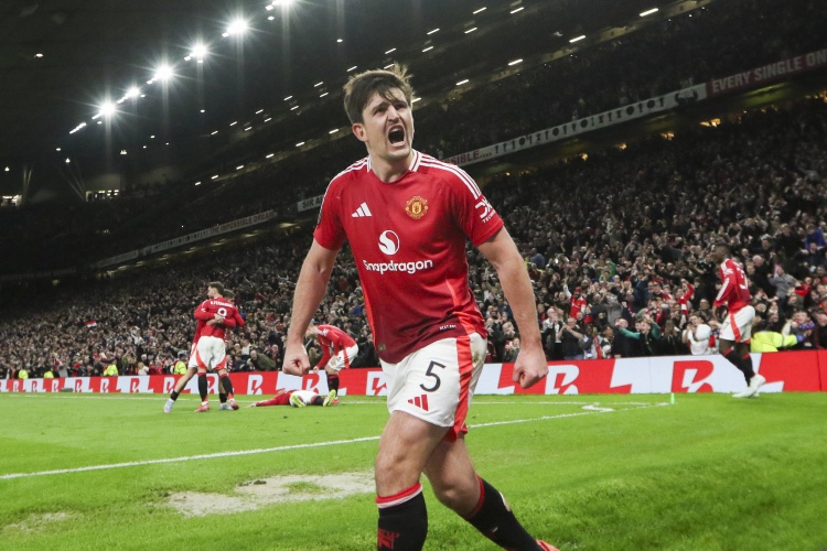 他们在我在, 迷面前庆祝, 当我进球时